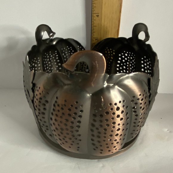 Bath & Body Works Pumpkin Leaves Candle Holder - Picture 5 of 5
